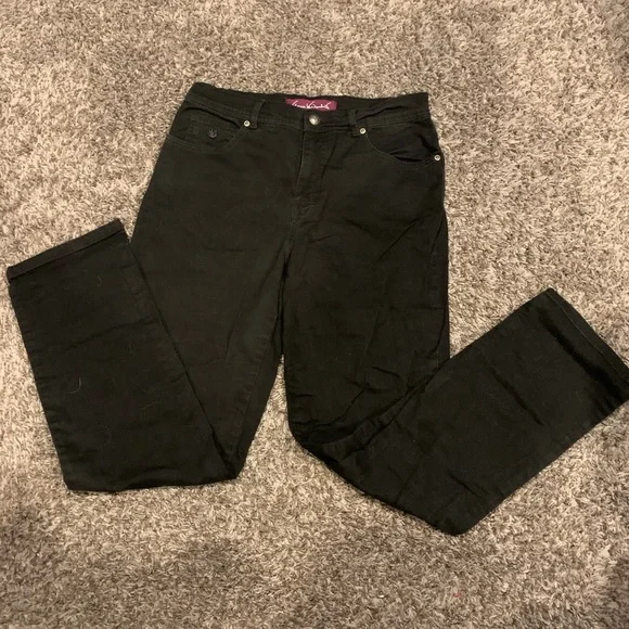 Women’s Gloria Vanderbilt Jeans - Picture 2 of 6